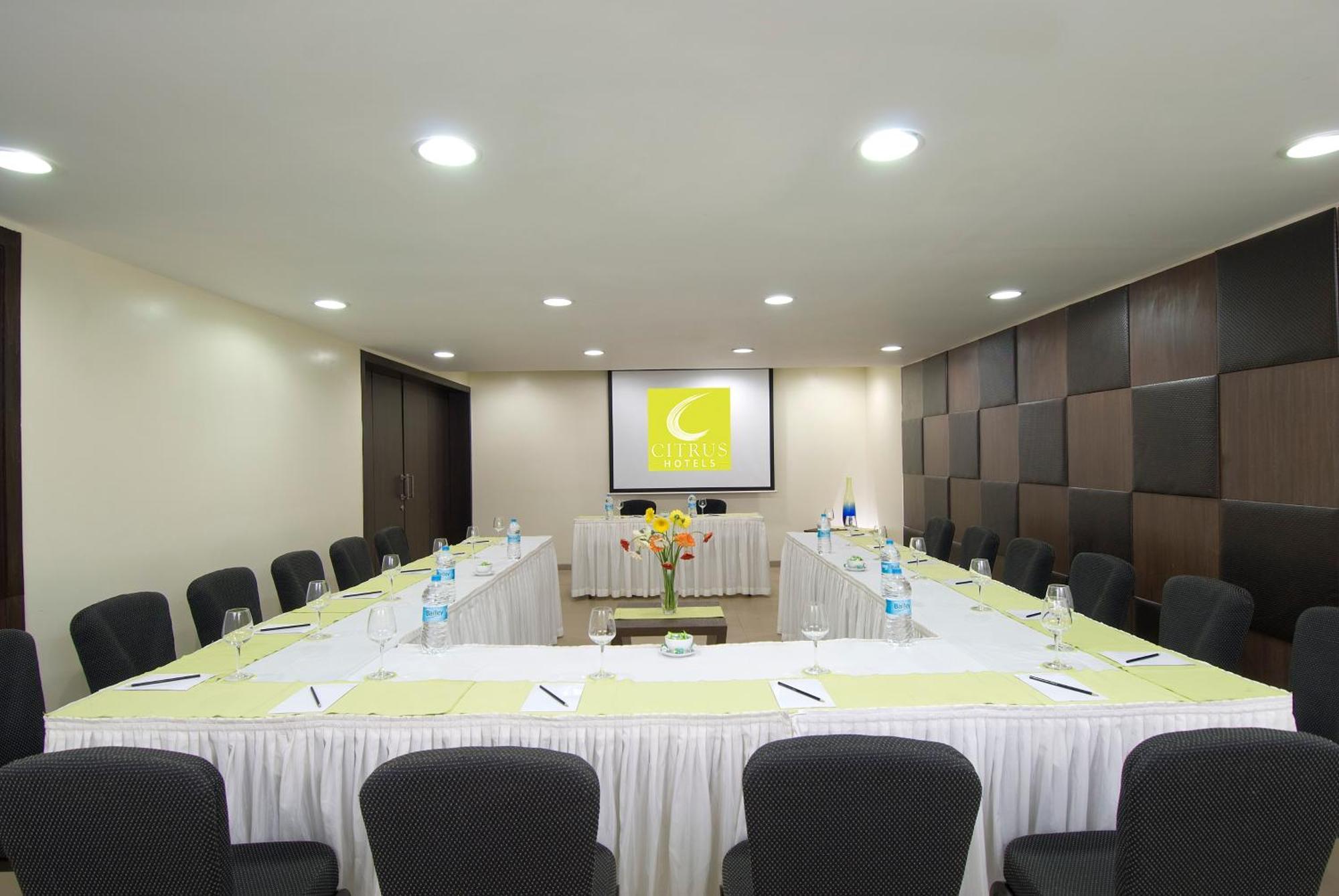 Citrus Hotel Lonavala Exterior foto