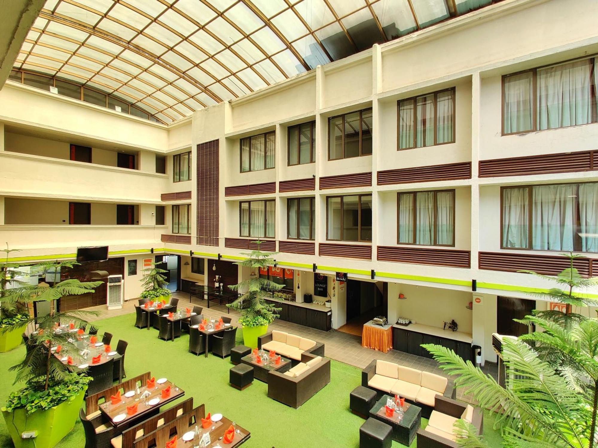 Citrus Hotel Lonavala Exterior foto